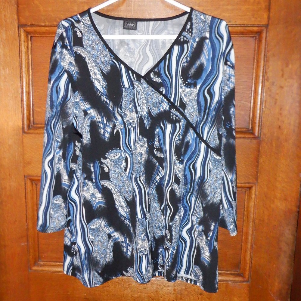 Comfortable Fitting ~~~ VAMP ~ TOP ~~~ XL